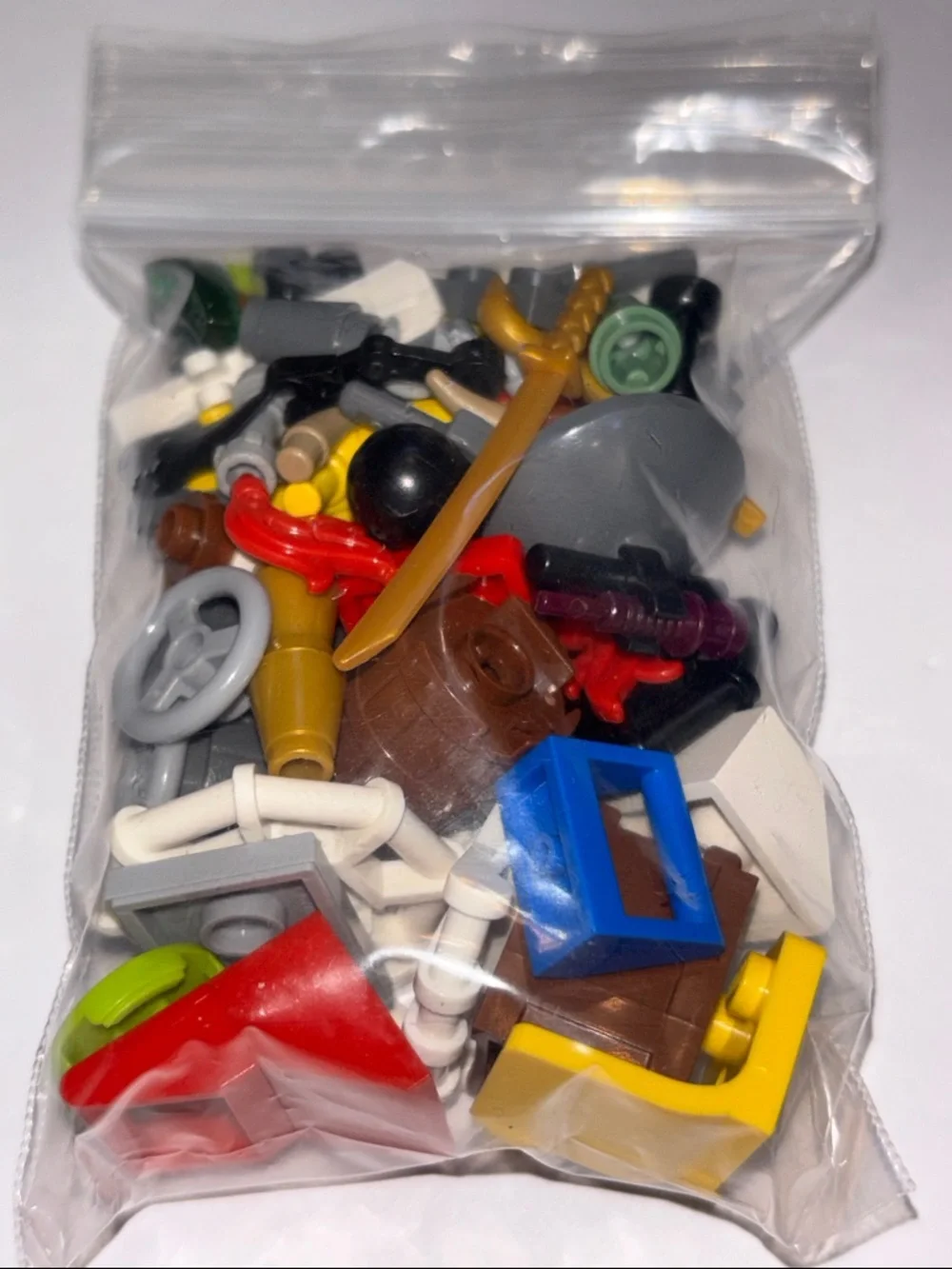 LEGO ACCESSORIES MYSTERY BAG OF LEGO SET ACCESSORIES Mixed LEGO MINIFIGS PARTS - Picture 4 of 4